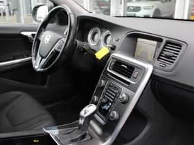 Volvo V60 T3 Automaat Momentum thumbnail 42