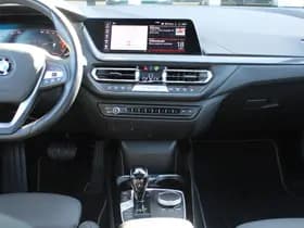 BMW 1 Serie 5-Drs 118i Automaat High Executive thumbnail 40