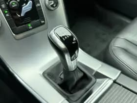 Volvo XC60 D3 150pk Polar+ / Lederen bekleding / Stoelverwarming / Elektr. verstelbare stoel / Trekhaak / All-season banden / thumbnail 30