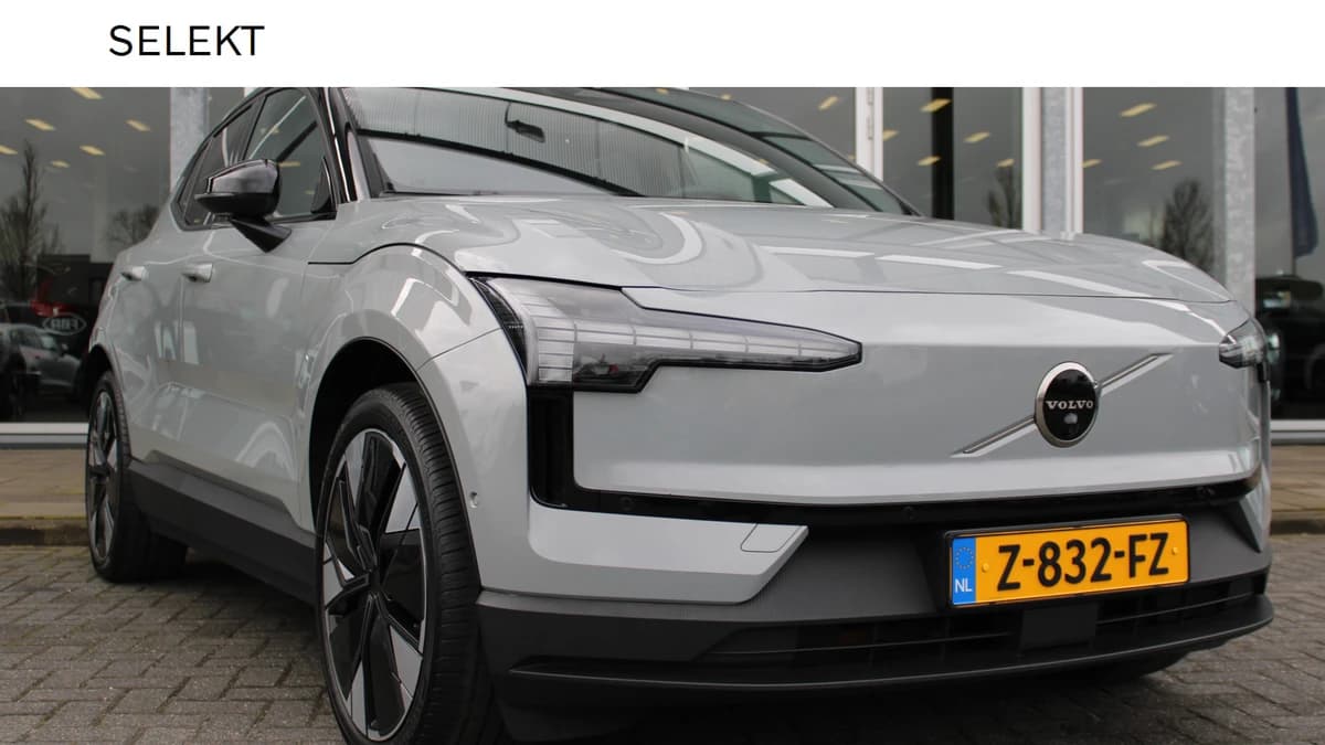 Volvo EX30 Single Motor Extended Range Ultra 69 kWh — foto 1