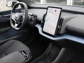 Volvo EX30 Single Motor Extended Range Ultra 69 kWh thumbnail 35