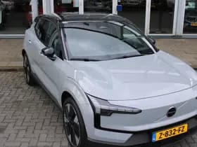 Volvo EX30 Single Motor Extended Range Ultra 69 kWh thumbnail 46