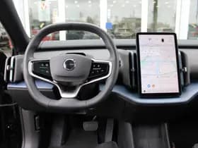 Volvo EX30 Single Motor Extended Range Ultra 69 kWh thumbnail 19