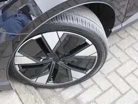 Volvo EX30 Single Motor Extended Range Ultra 69 kWh thumbnail 47