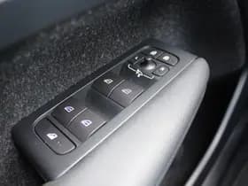 Volvo XC40 T4 Inscription thumbnail 19