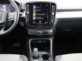 Volvo XC40 T3 Automaat Business Pro thumbnail 40