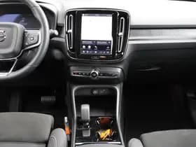 Volvo EX40 Extended Range Plus 82 kWh thumbnail 40