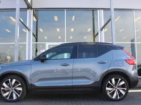 Volvo XC40 Recharge Pro thumbnail 2