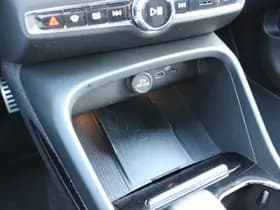Volvo XC40 Recharge Pro thumbnail 28