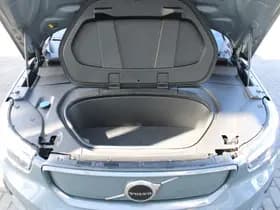 Volvo XC40 Recharge Pro thumbnail 37