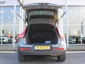 Volvo XC40 Recharge Pro thumbnail 6