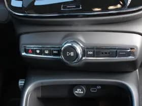 Volvo XC40 Recharge Pro thumbnail 55