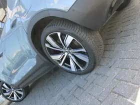 Volvo XC40 Recharge Pro thumbnail 65