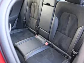 Volvo XC40 Recharge P8 AWD R-Design thumbnail 17