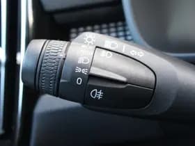 Volvo XC40 Recharge P8 AWD R-Design thumbnail 21