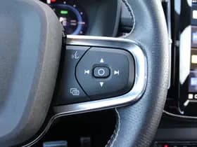 Volvo XC40 Recharge P8 AWD R-Design thumbnail 24