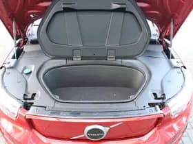 Volvo XC40 Recharge P8 AWD R-Design thumbnail 37