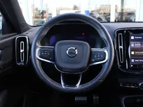 Volvo XC40 Recharge P8 AWD R-Design thumbnail 39