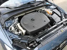 Volvo V60 2.0 T6 Plug-in hybrid AWD Plus Dark thumbnail 36