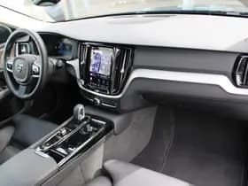 Volvo V60 2.0 T6 Plug-in hybrid AWD Plus Dark thumbnail 47