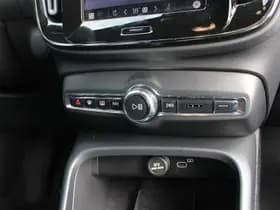 Volvo XC40 thumbnail 51
