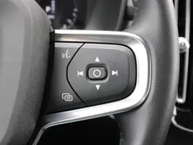 Volvo XC40 thumbnail 23