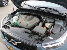 Volvo XC40 thumbnail 38