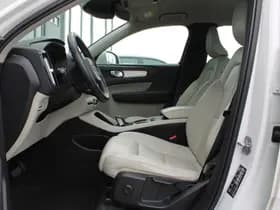 Volvo XC40 thumbnail 11