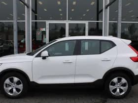 Volvo XC40 thumbnail 32