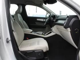 Volvo XC40 thumbnail 48