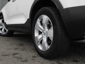 Volvo XC40 thumbnail 57