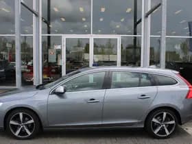 Volvo V60 thumbnail 32
