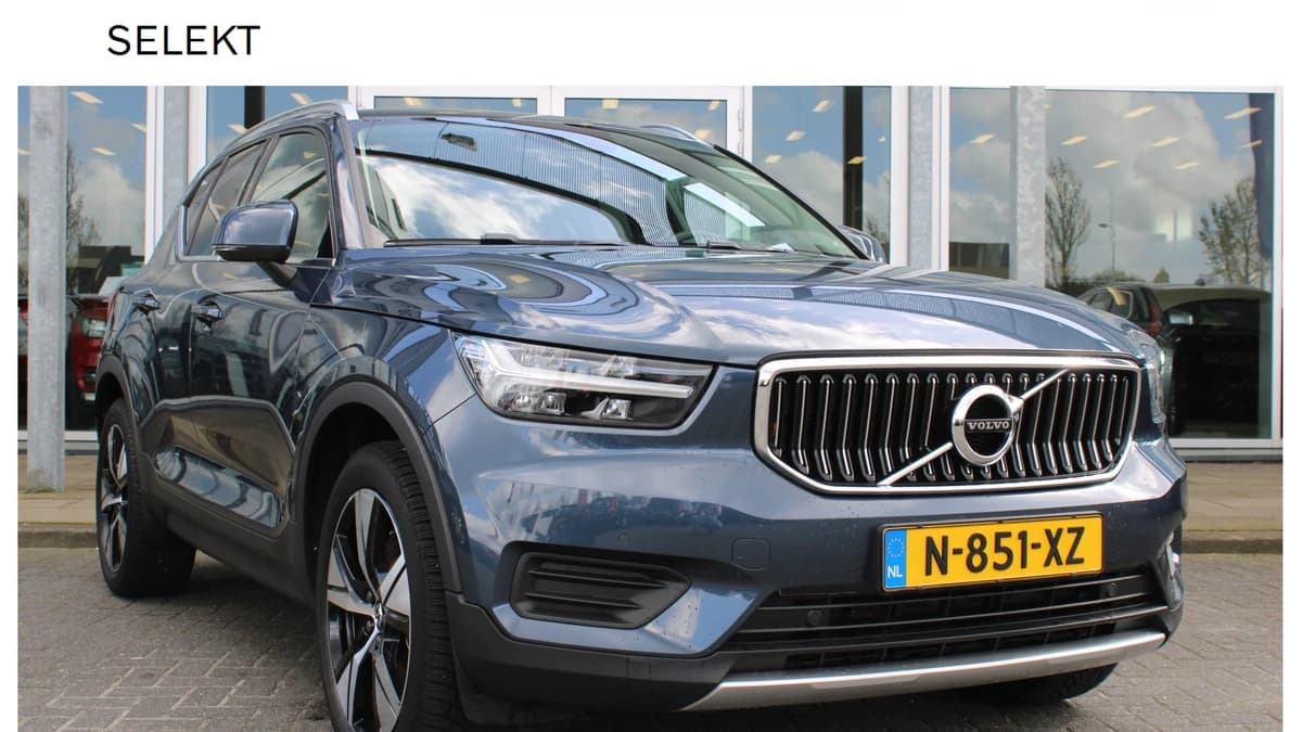 Volvo XC40 — foto 1