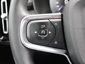 Volvo XC40 thumbnail 22
