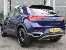 Volkswagen T-Roc thumbnail 3
