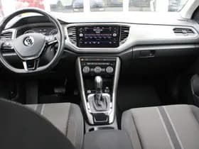 Volkswagen T-Roc thumbnail 39
