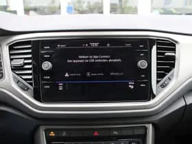 Volkswagen T-Roc thumbnail 42