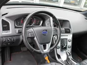 Volvo XC60 thumbnail 11