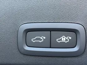 Volvo XC40 Extended Range Plus 82 kWh / Adaptieve cruise control / verwarmbare voorstoelen / Trekhaak / thumbnail 22