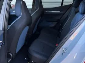 Volvo EX30 Extended Range Ultra 69 kWh / Alleen bij Jacob Schaap / Velgen 21" Everlast / Fusion RED Wrap / Verlaagd / thumbnail 14