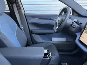 Volvo EX30 Extended Range Ultra 69 kWh / Alleen bij Jacob Schaap / Velgen 21" Everlast / Fusion RED Wrap / Verlaagd / thumbnail 19