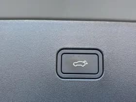 Volvo EX30 Extended Range Ultra 69 kWh / Alleen bij Jacob Schaap / Velgen 21" Everlast / Fusion RED Wrap / Verlaagd / thumbnail 24