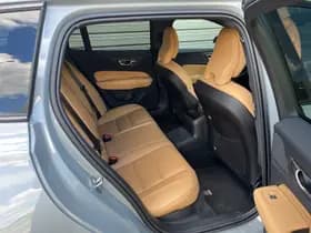 Volvo V60 T6 Plug-in hybrid AWD Plus Dark / Custom made Black Sheep uitvoering / 20" Heico matt Bronze / Heico verlaagd / Geventileerd Amber Leder / thumbnail 19