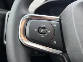 Volvo XC40 Single Motor Plus 69 kWh / Stoel- en stuurverwarming / Achteruitrijcamera / Elektrische achterklep / thumbnail 20