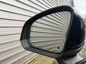 Volvo XC40 Single Motor Plus 69 kWh / Stoel- en stuurverwarming / Achteruitrijcamera / Elektrische achterklep / thumbnail 29