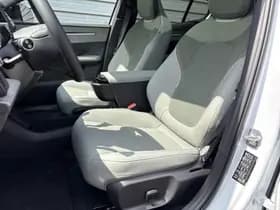 Volvo EX30 Cross Country Twin Motor Performance Ultra 69 kWh / Private lease vanaf 699,- / Cross Country Experience-pakket gratis ter waarde van €2775,- / thumbnail 9