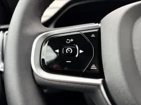 Volvo V60 T6 Plug-in hybrid AWD Plus Dark / Rondomzichtcamera / Elektr. inklapbare trekhaak / Harman/Kardon / thumbnail 20