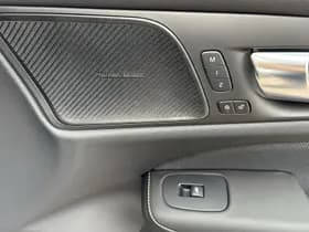 Volvo V60 T6 Plug-in hybrid AWD Plus Dark / Rondomzichtcamera / Elektr. inklapbare trekhaak / Harman/Kardon / thumbnail 25