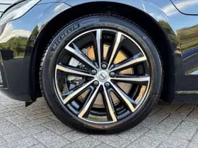 Volvo V60 2.0 T6 Plug-in hybrid AWD Plus Dark / 360° Camera / Blis / Harman Kardon Premium / thumbnail 6