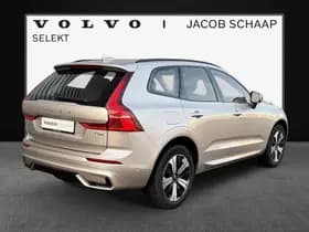 Volvo XC60 2.0 T6 Plug-in hybrid AWD Plus Dark / Panoramadak / elektr. stoelen met geheugen / trekhaak / thumbnail 2